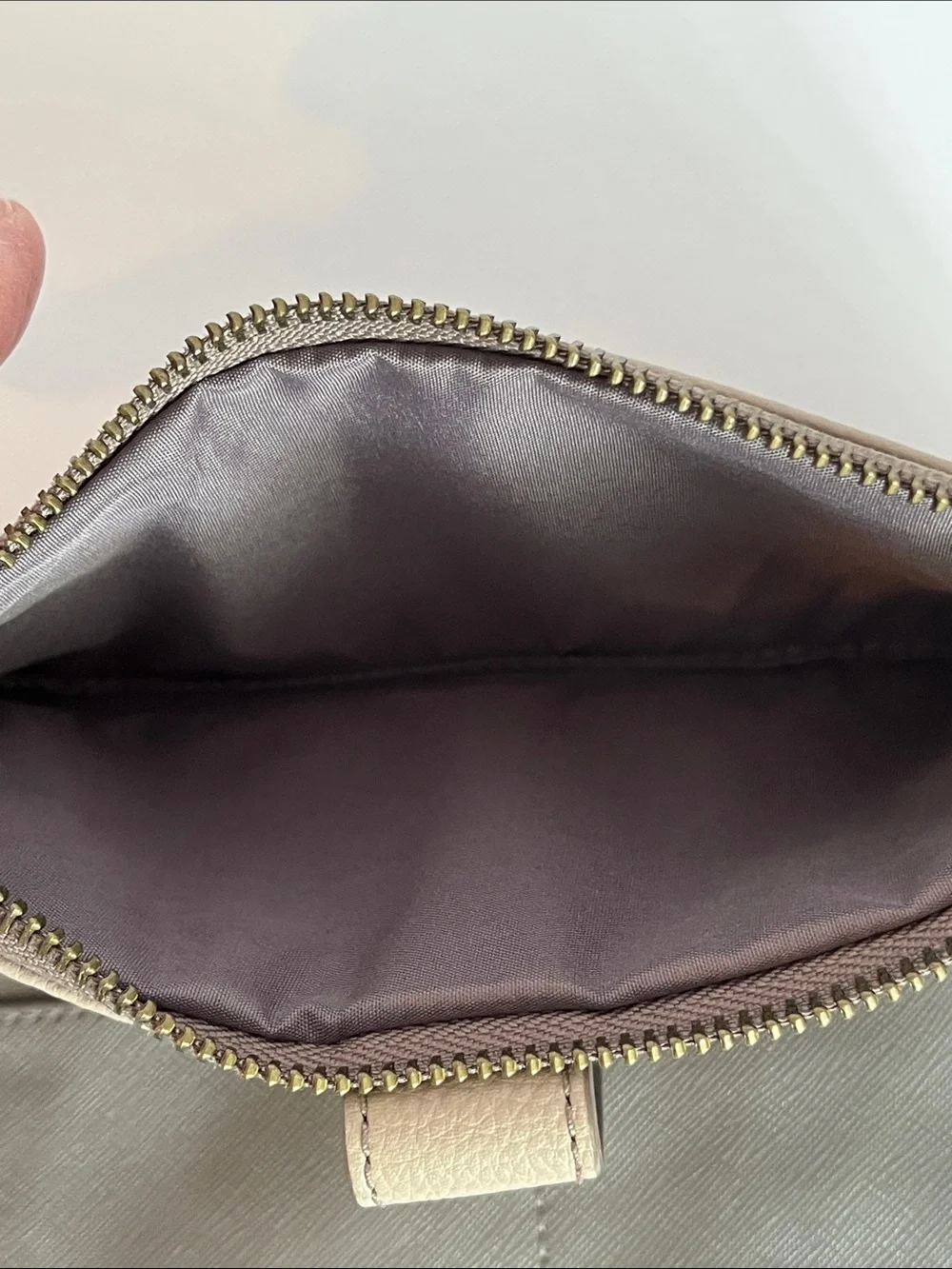 Fossil Taupe Leather Zip Continental Wallet